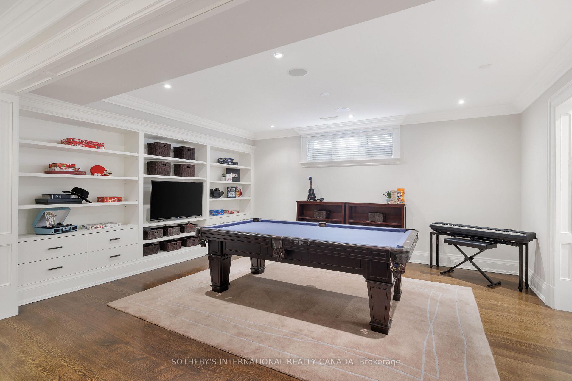 50 Queen Marys Drive, Toronto