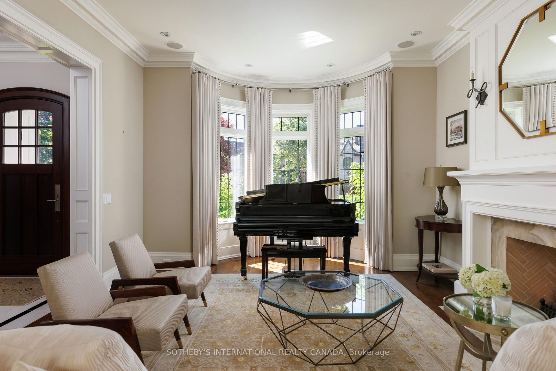 50 Queen Marys Drive, Toronto