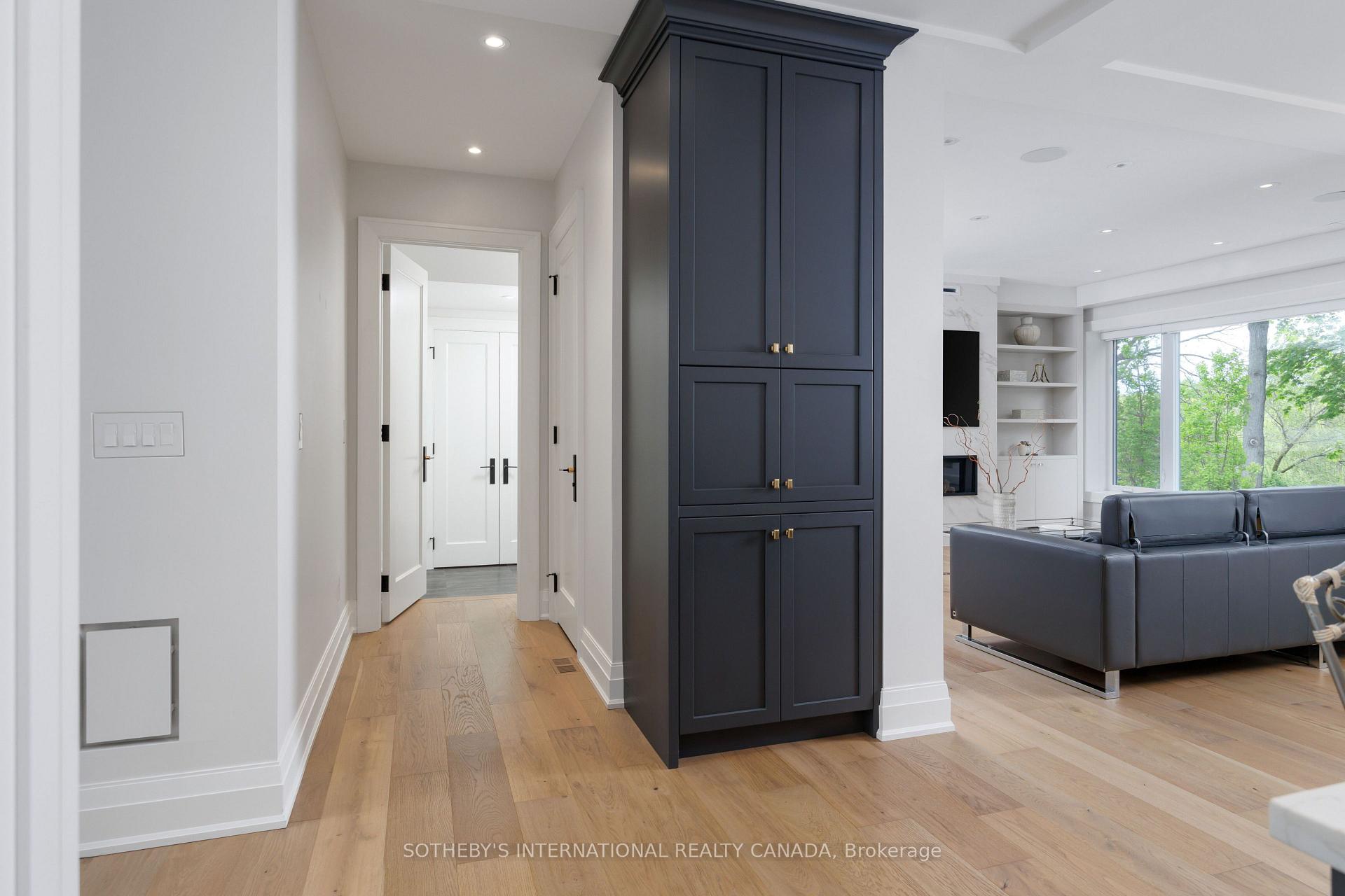 57 Burnhamthorpe Park Boulevard, Toronto