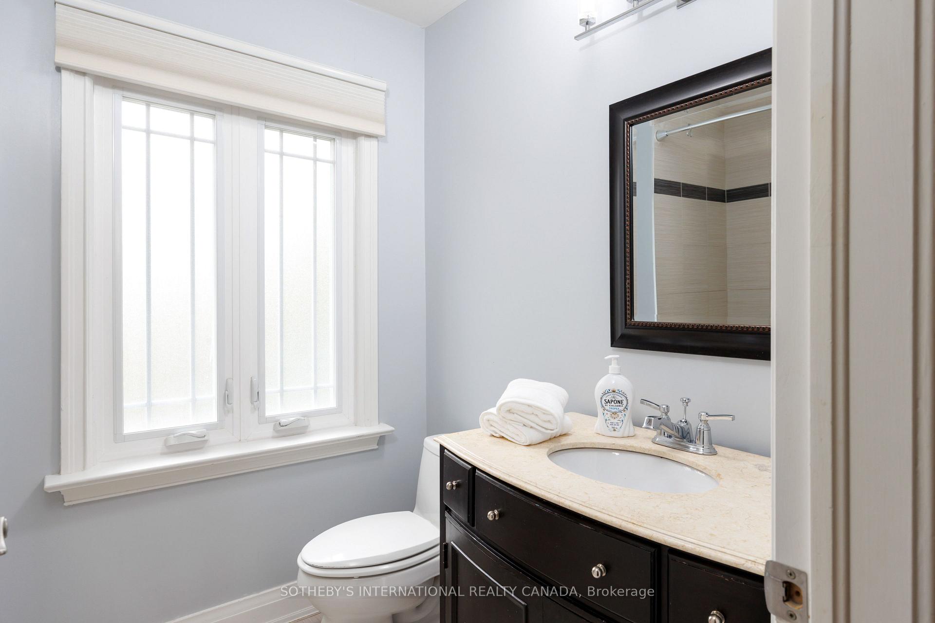 145 Brentwood Road N, Toronto