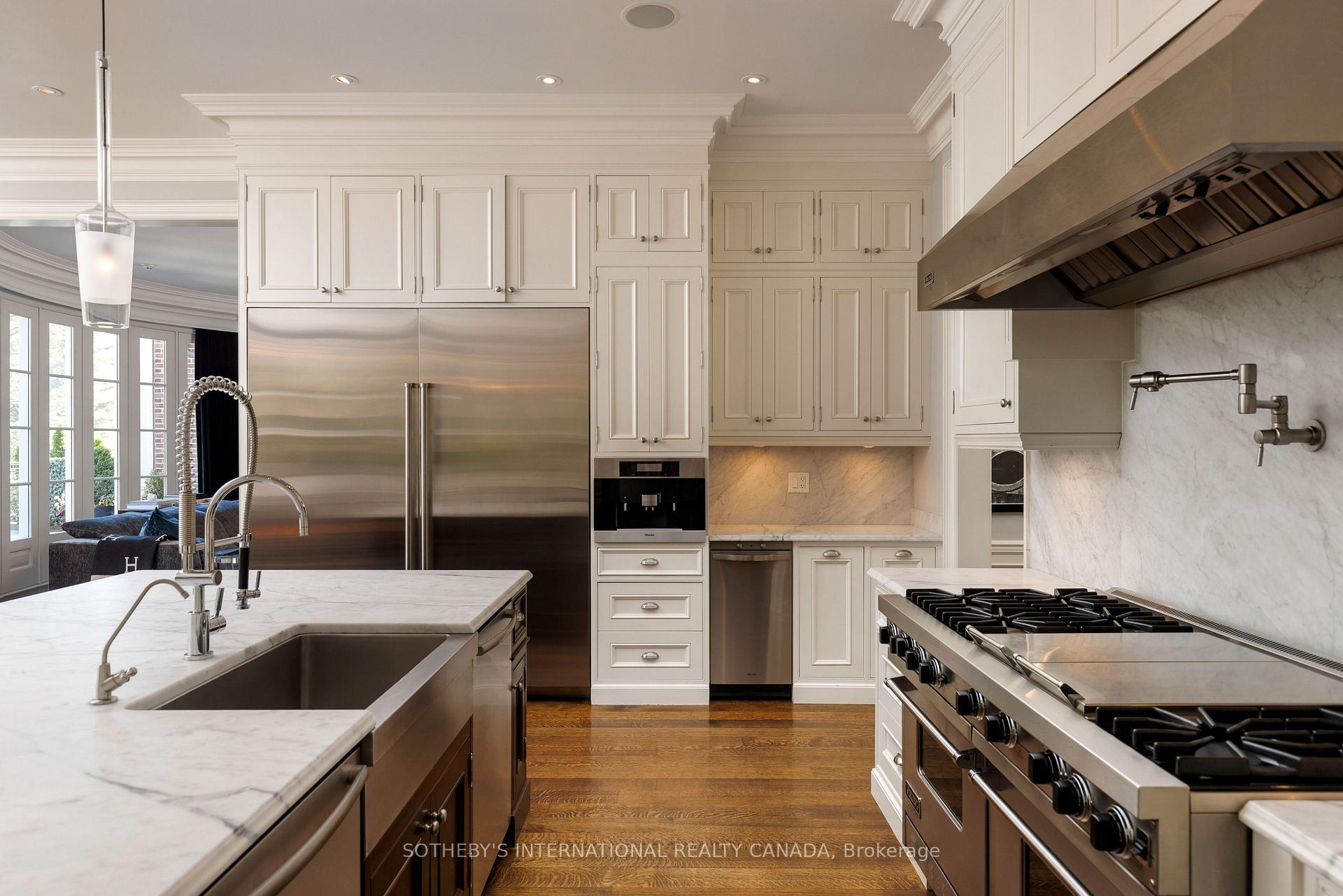 29 Edgehill Road, Toronto