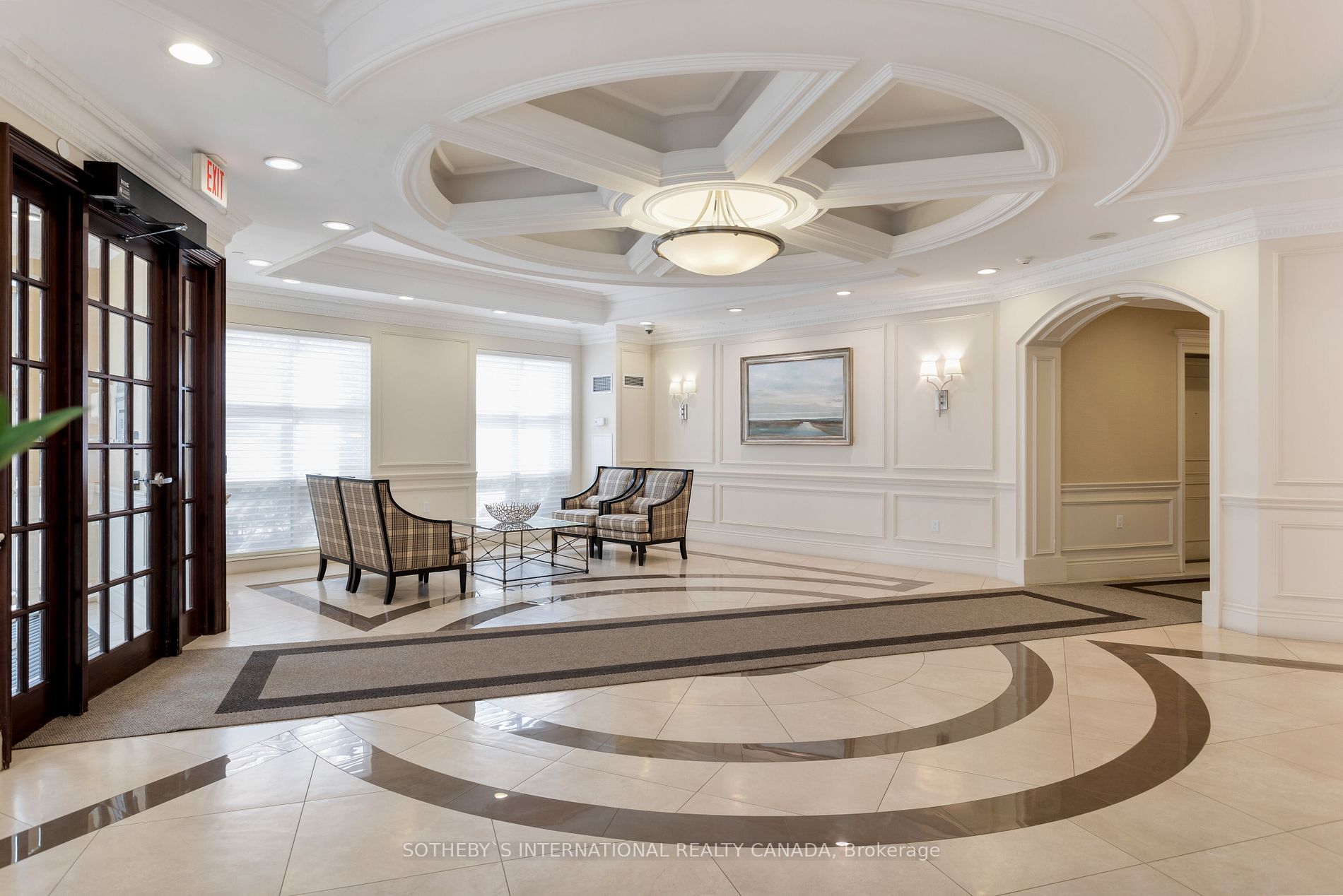 3085 Bloor St W Unit: 207