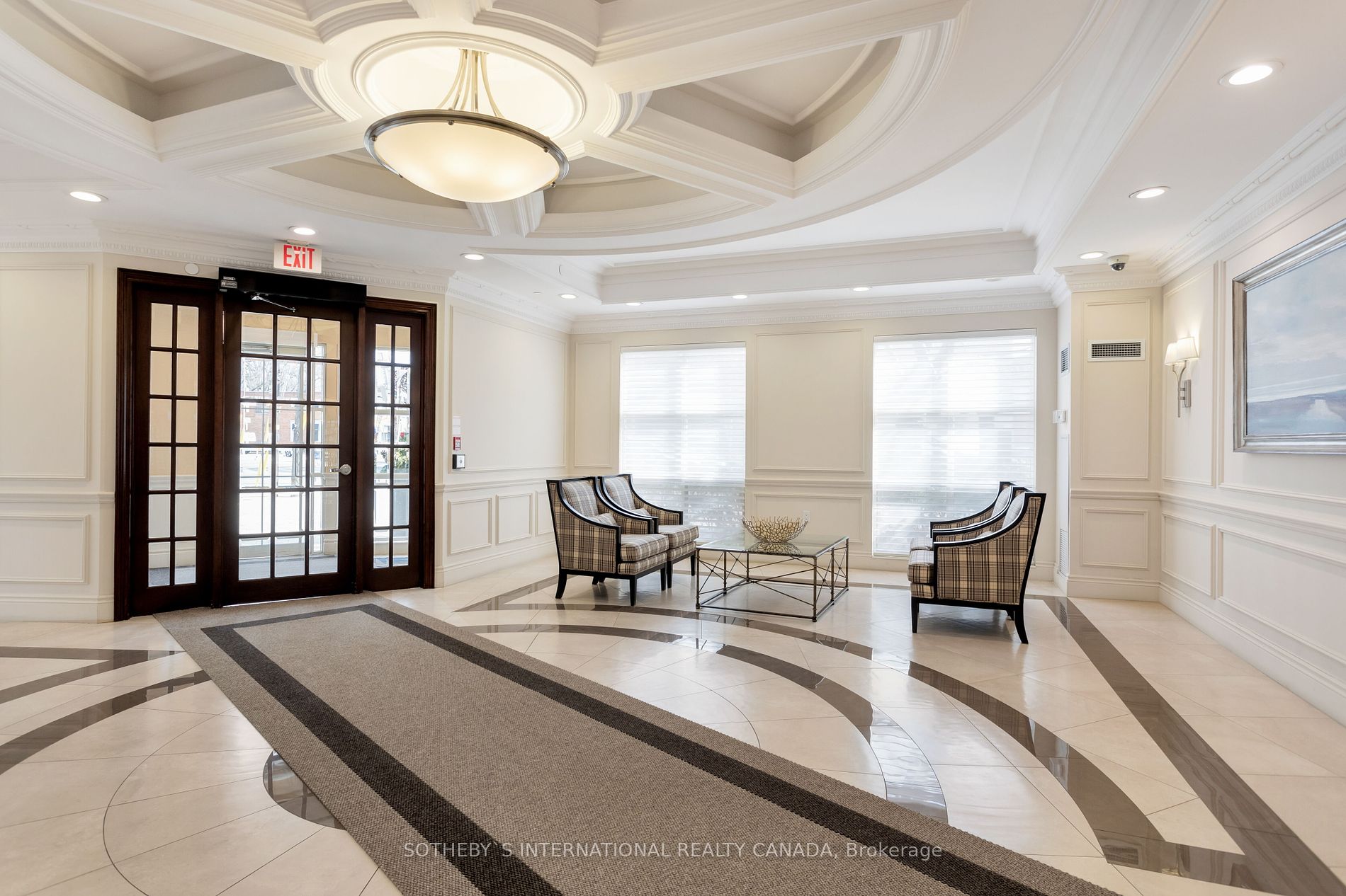 3085 Bloor St W Unit: 207