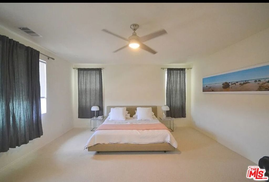 28942 N West Hills Drive