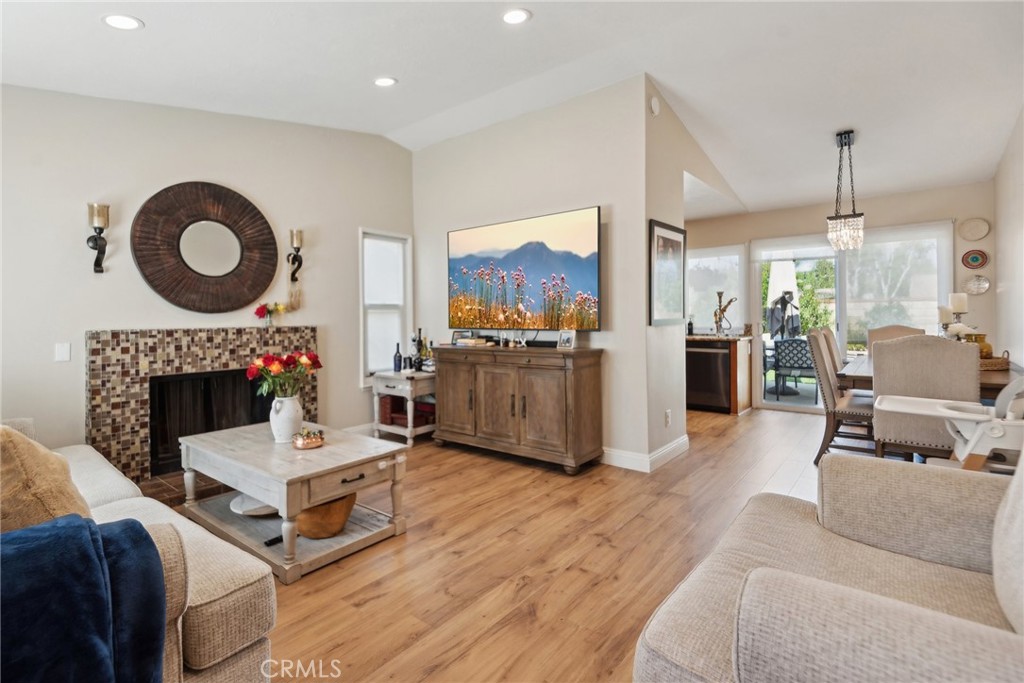 25832 El Gato Place