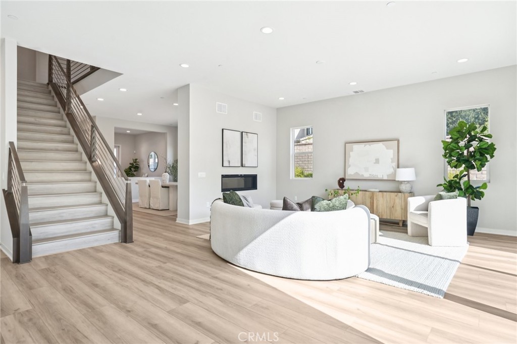 6508 Canyon Oaks Drive