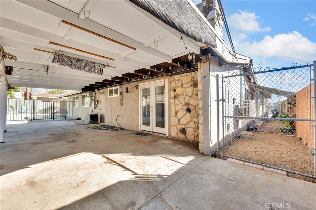 13642 Phillippi Avenue