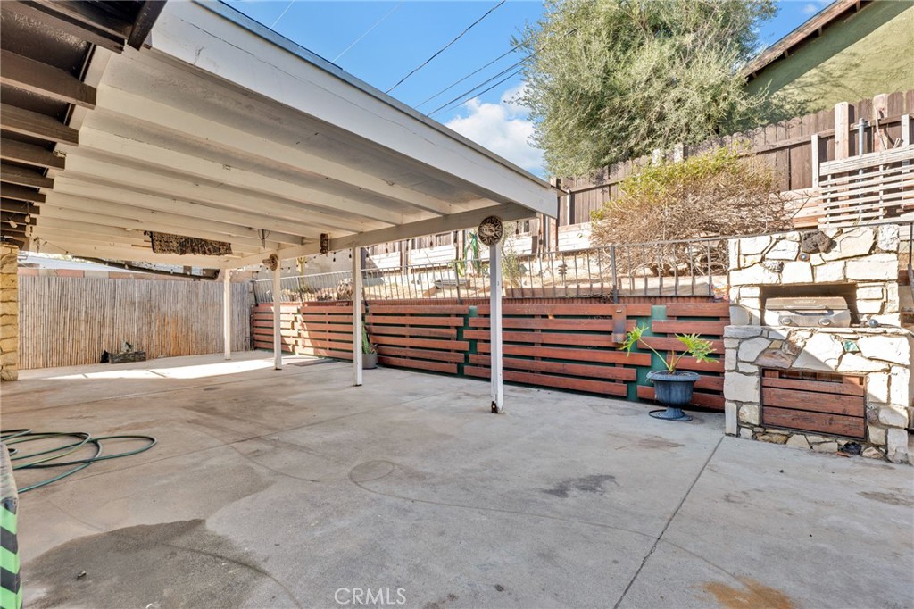 13642 Phillippi Avenue