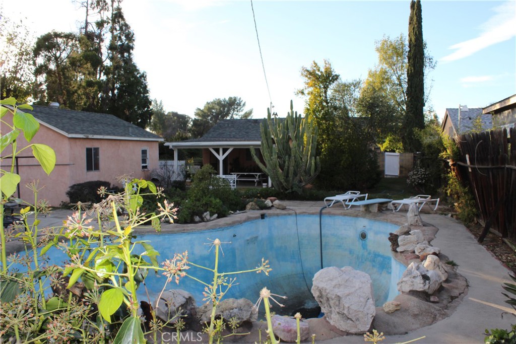 10832 Memory Park Avenue