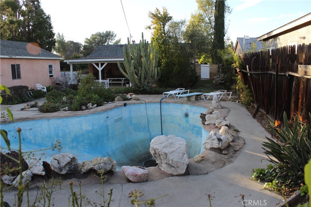 10832 Memory Park Avenue