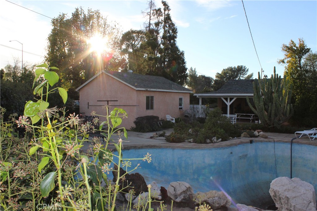 10832 Memory Park Avenue