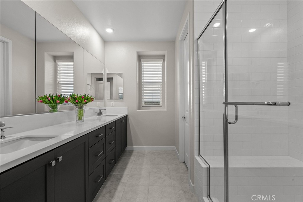 27266 Narrowleaf Willow Lane