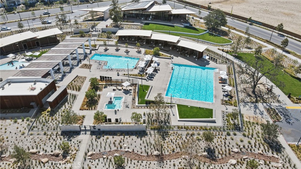 27266 Narrowleaf Willow Lane