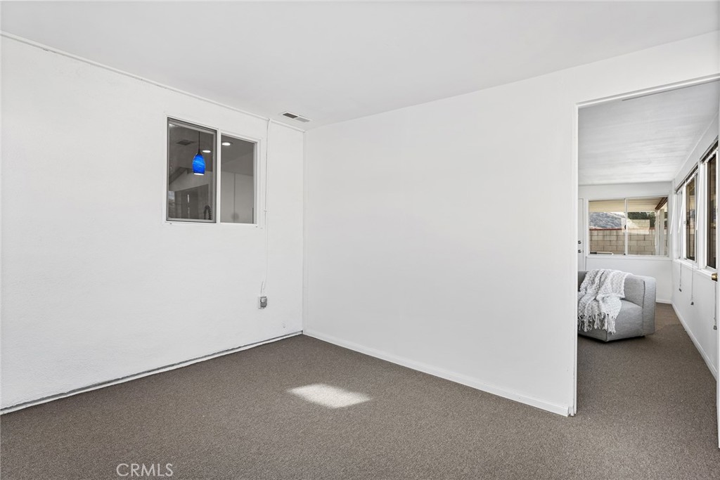 29123 Gladiolus Drive