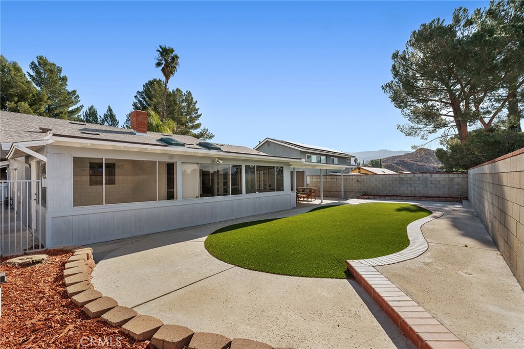 29123 Gladiolus Drive