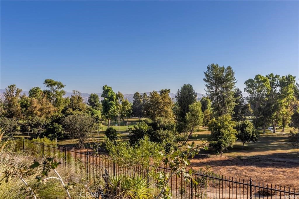 27003 San Ysidro Avenue