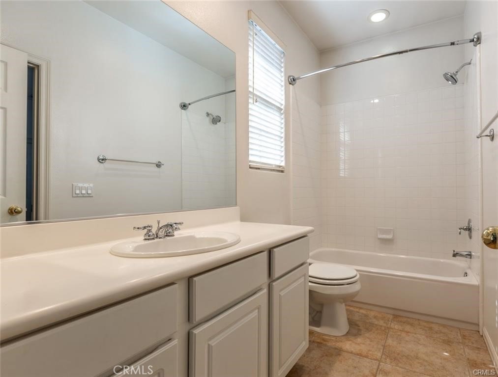 27003 San Ysidro Avenue