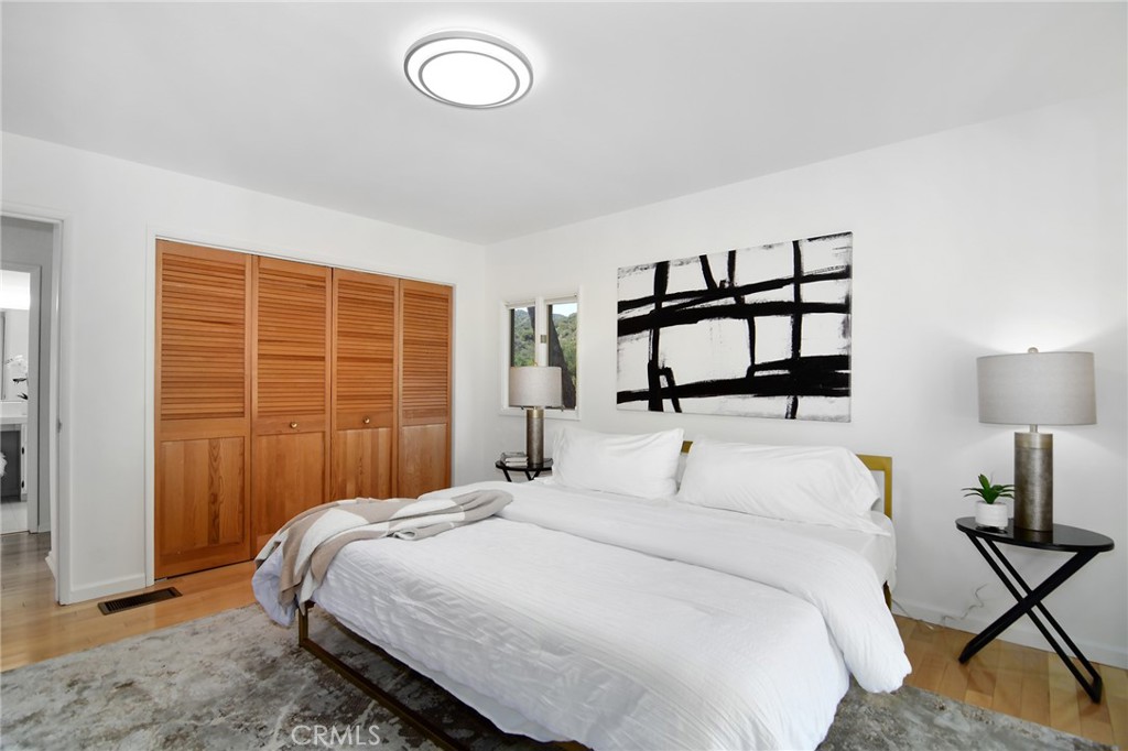 828 Wonder View Drive