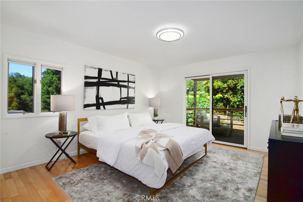 828 Wonder View Drive