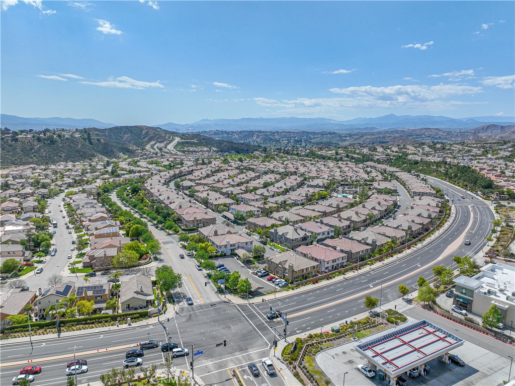 28427 Casselman Lane