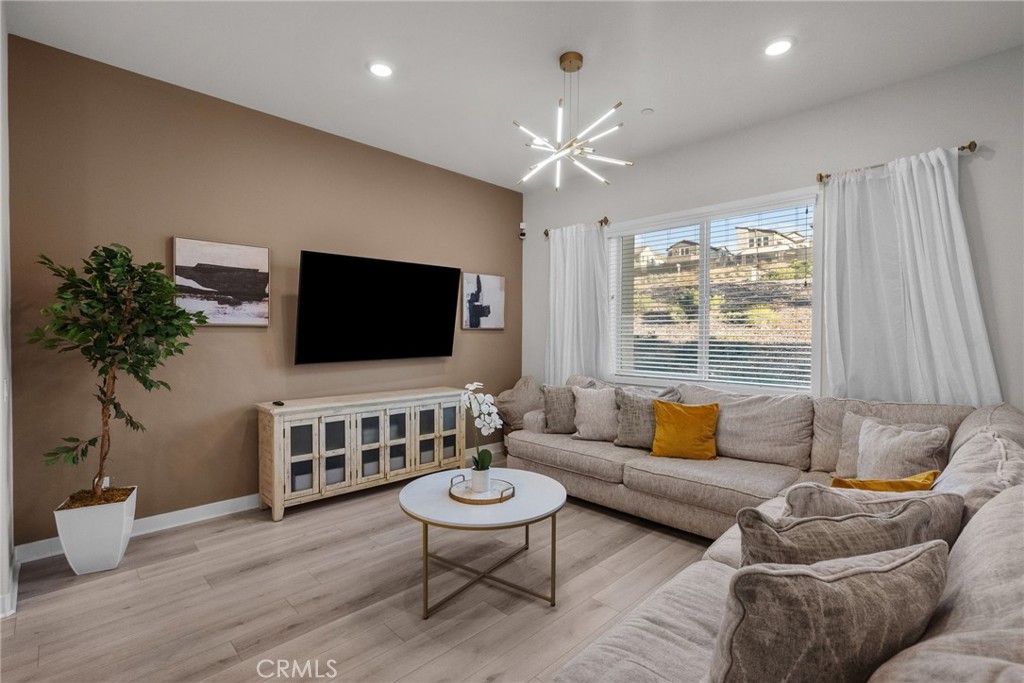 27258 Narrowleaf Willow Lane