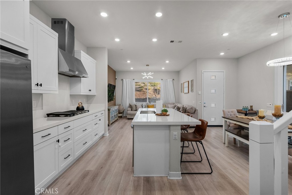 27258 Narrowleaf Willow Lane