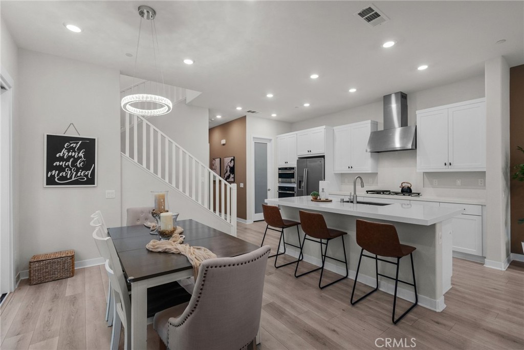 27258 Narrowleaf Willow Lane