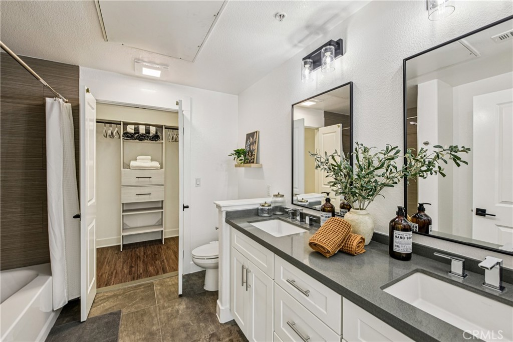 24585 Town Center 4103