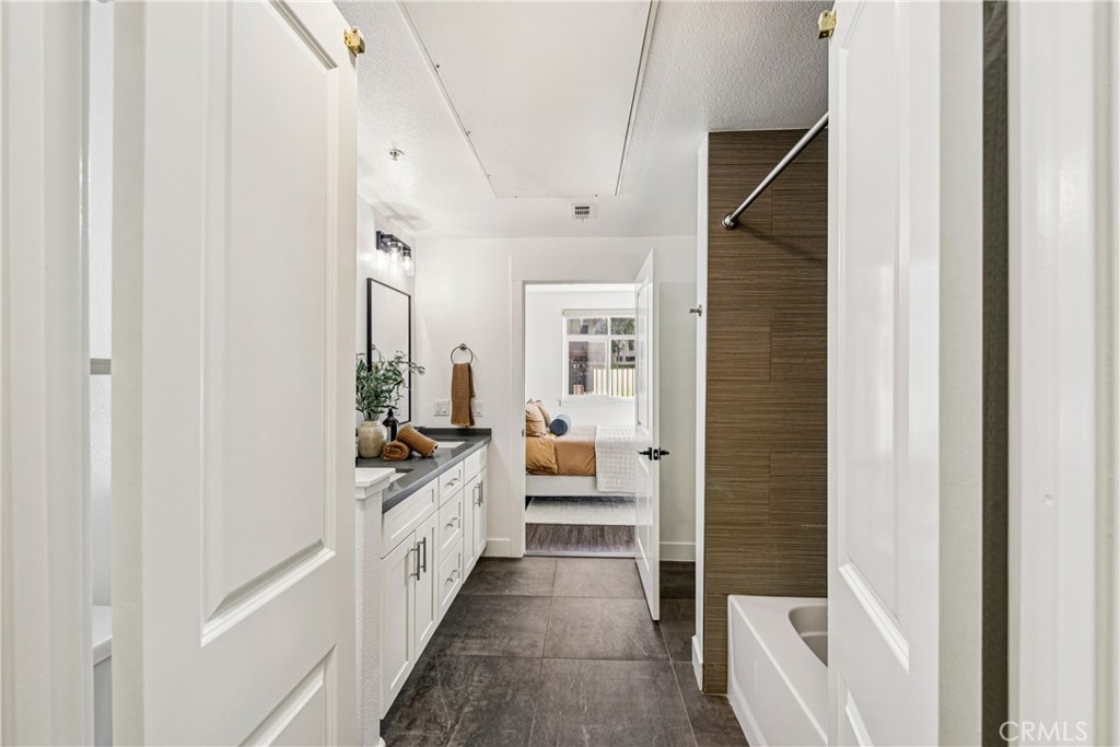 24585 Town Center 4103