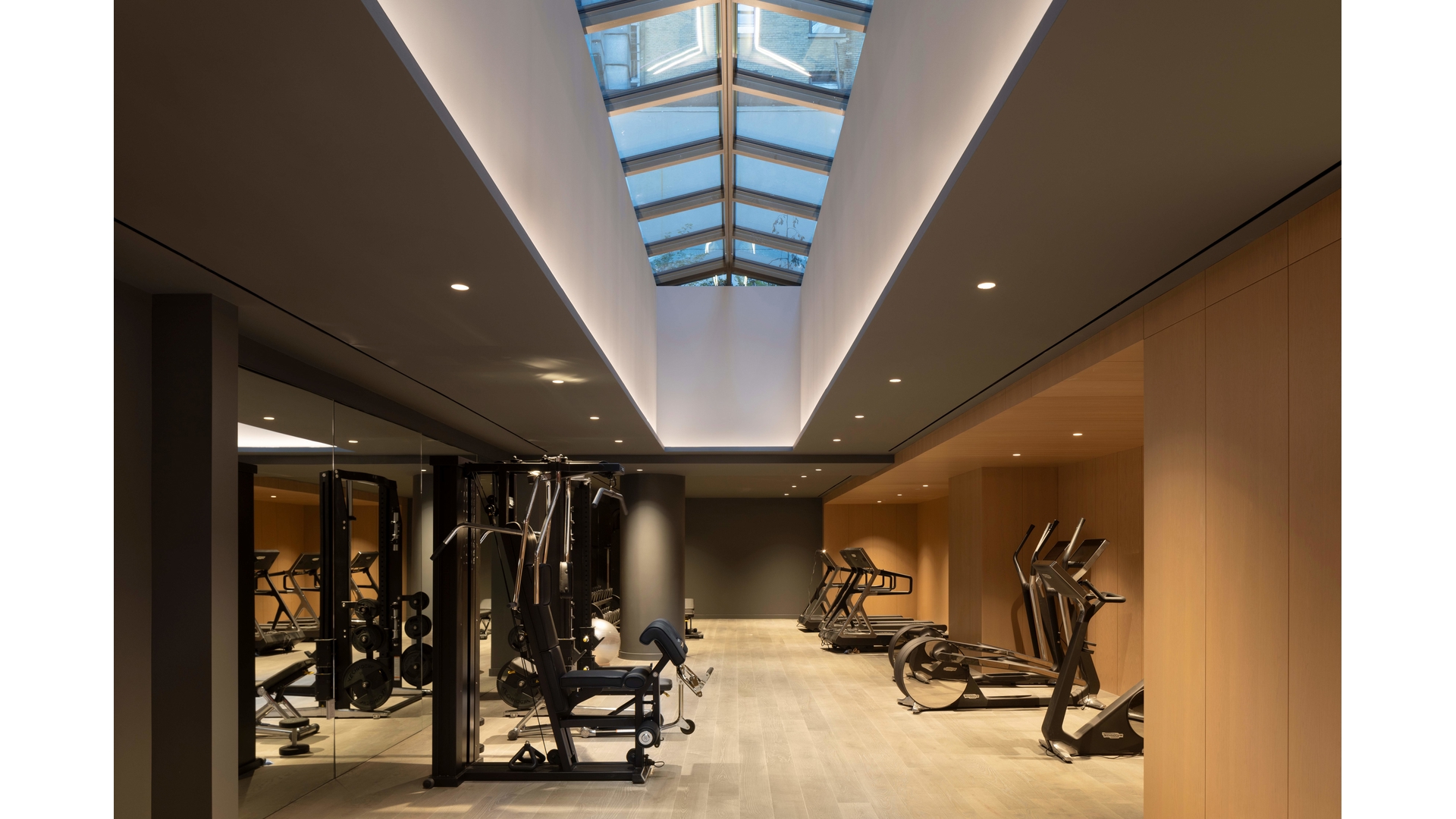 135 E 47TH Street 22F