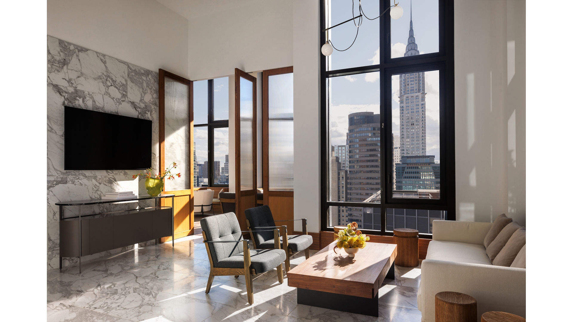 135 E 47TH Street 22F
