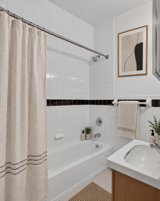 316 W 47TH Street 4F
