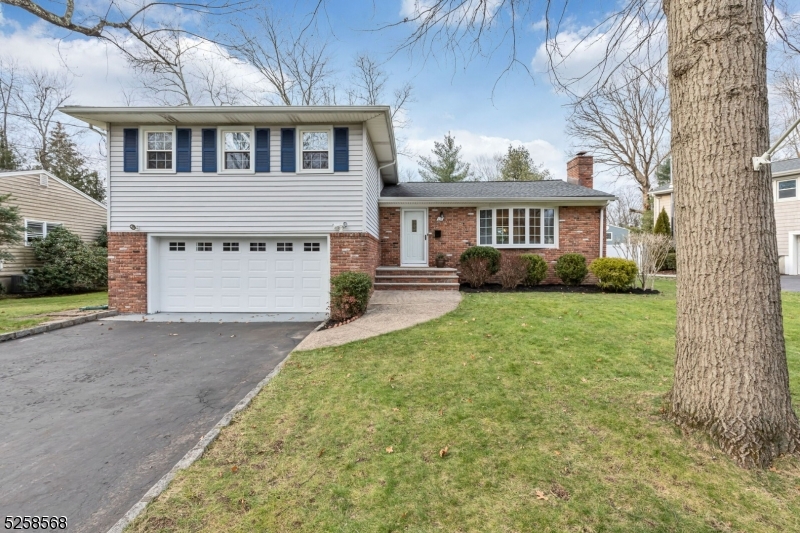 227 Elkwood Ave
