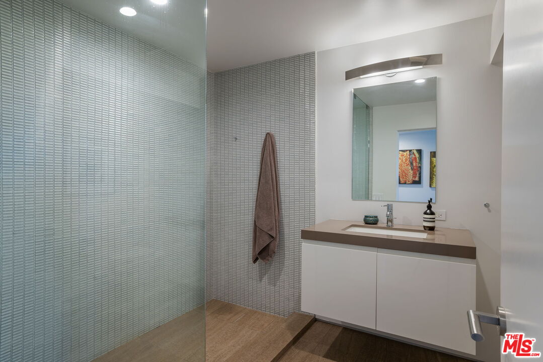 3337 Beverly Ranch Rd