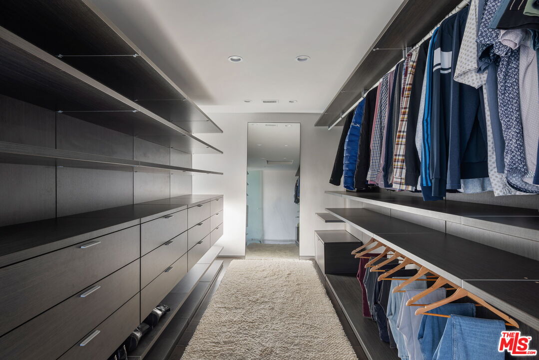 3337 Beverly Ranch Rd