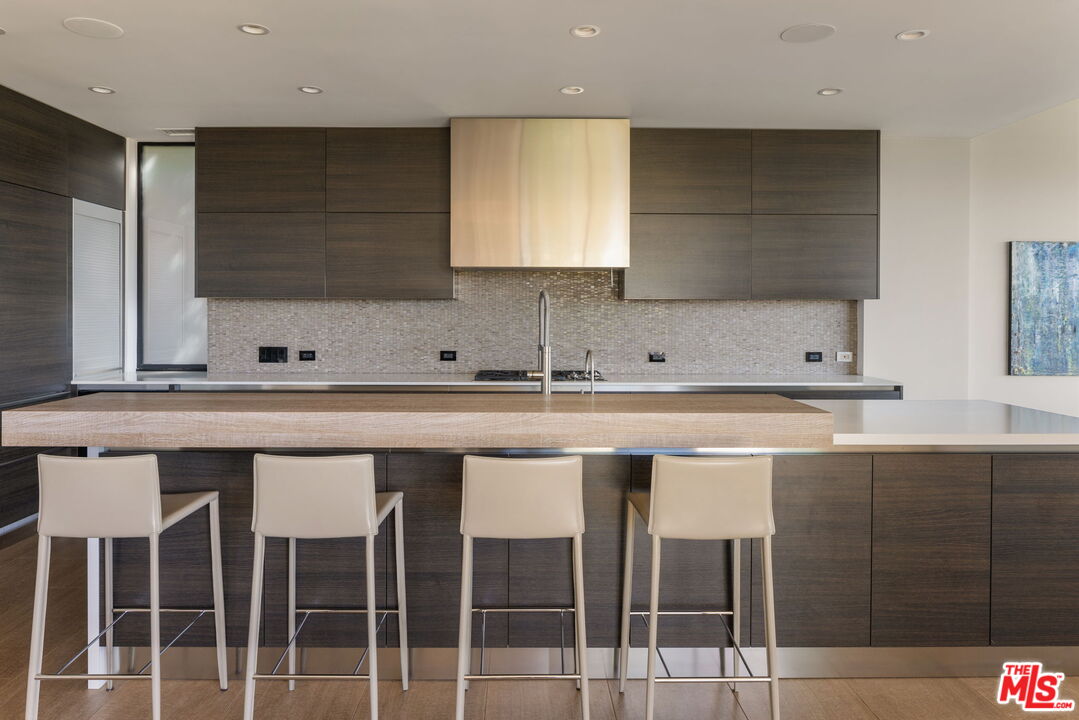 3337 Beverly Ranch Rd