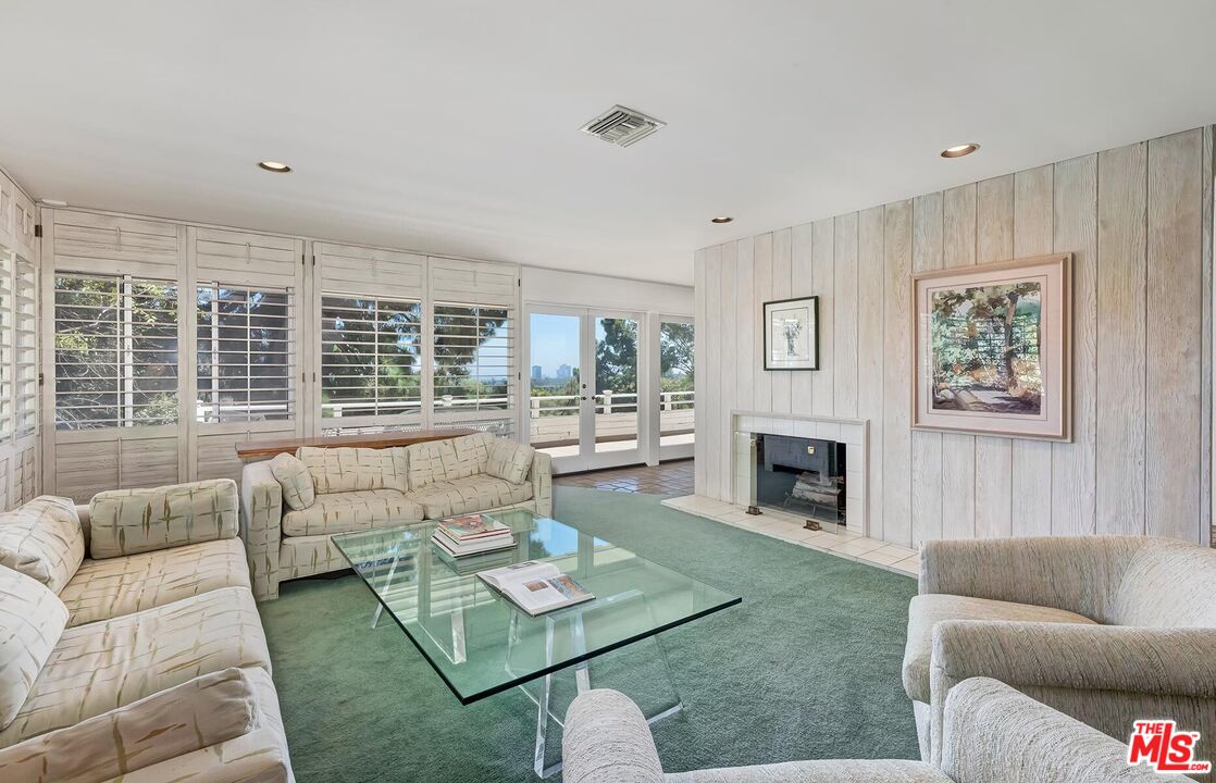 131 Ashdale Ave