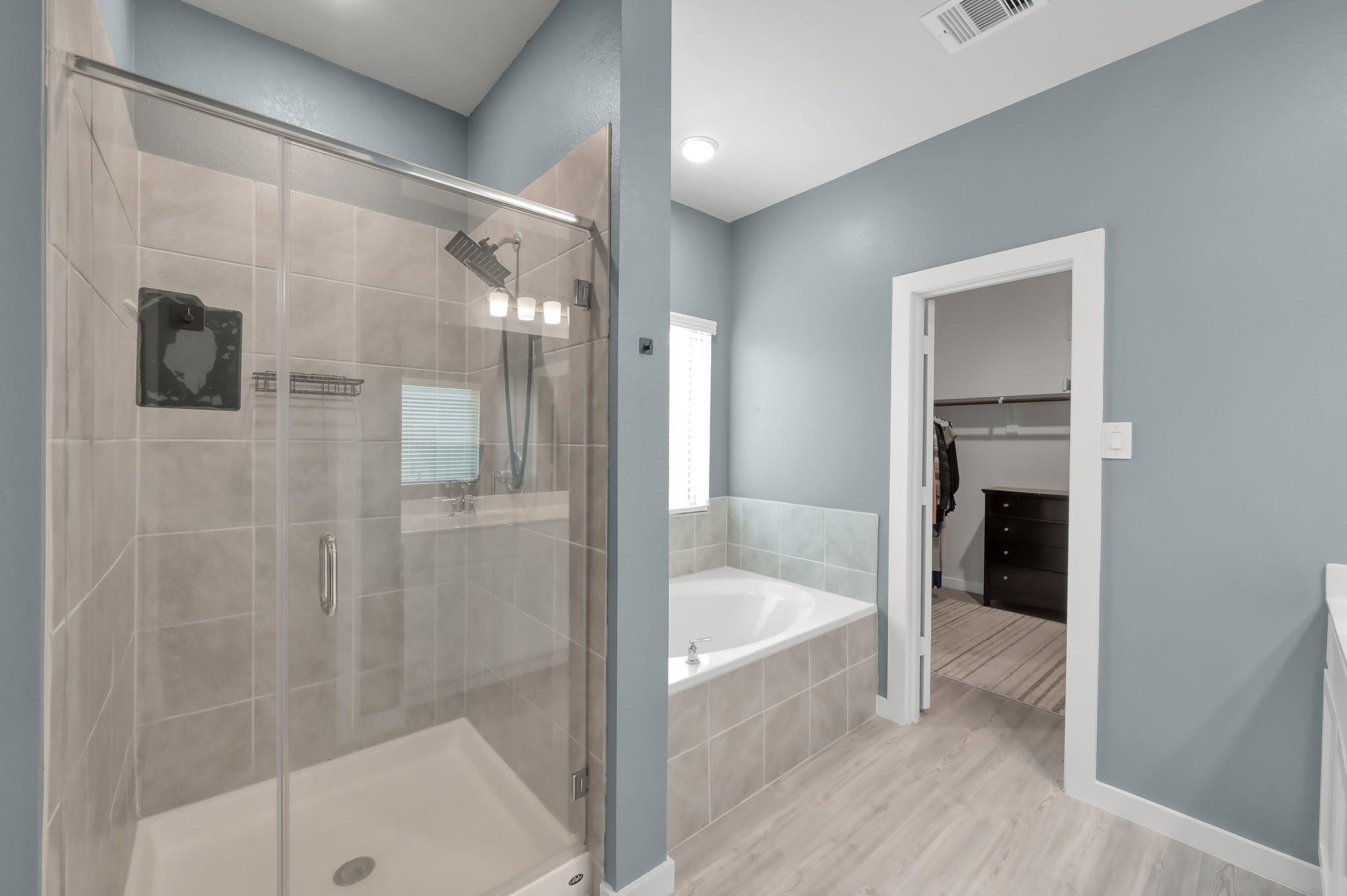 22203 Cardinal Crest Lane