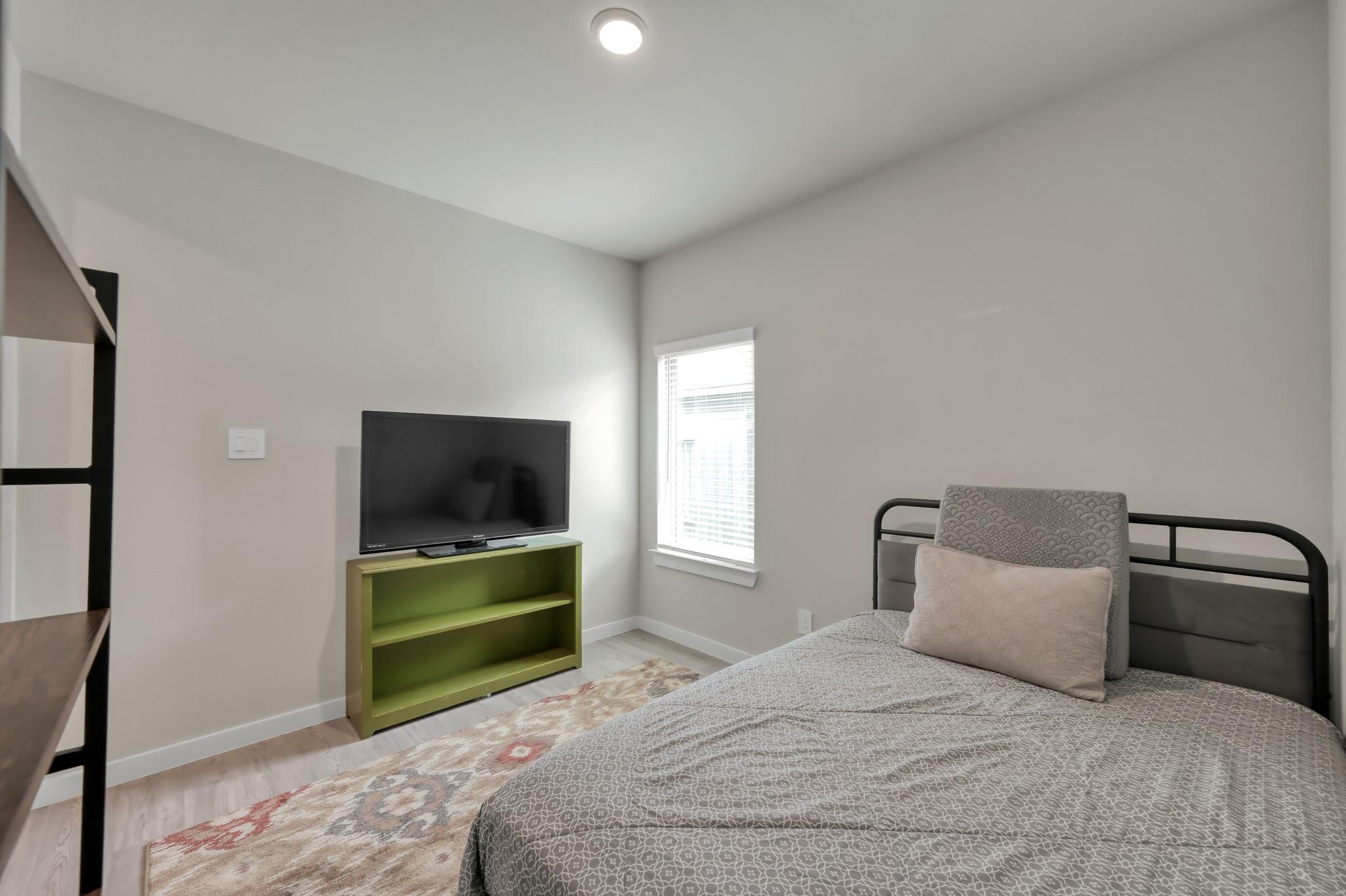 22203 Cardinal Crest Lane