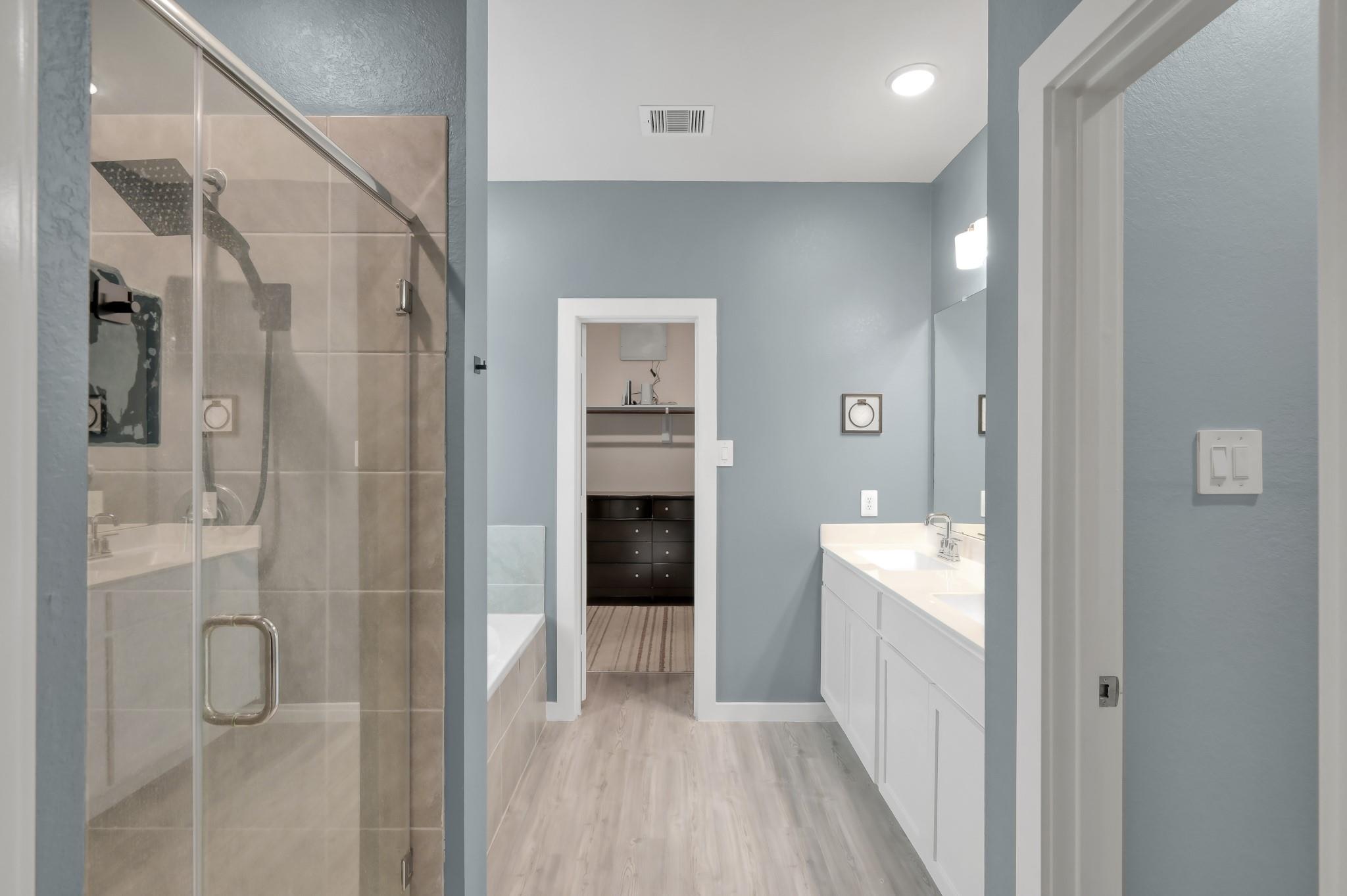 22203 Cardinal Crest Lane