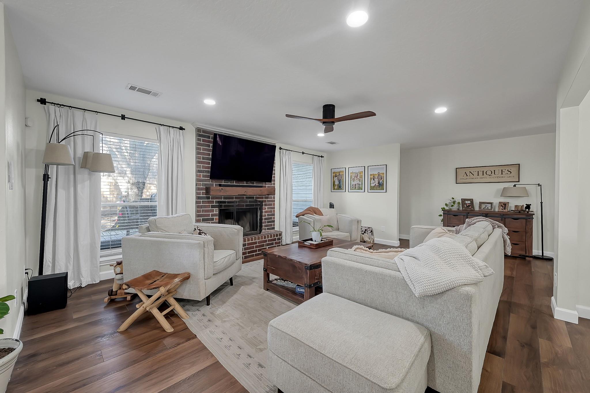 13314 Hilltop Circle