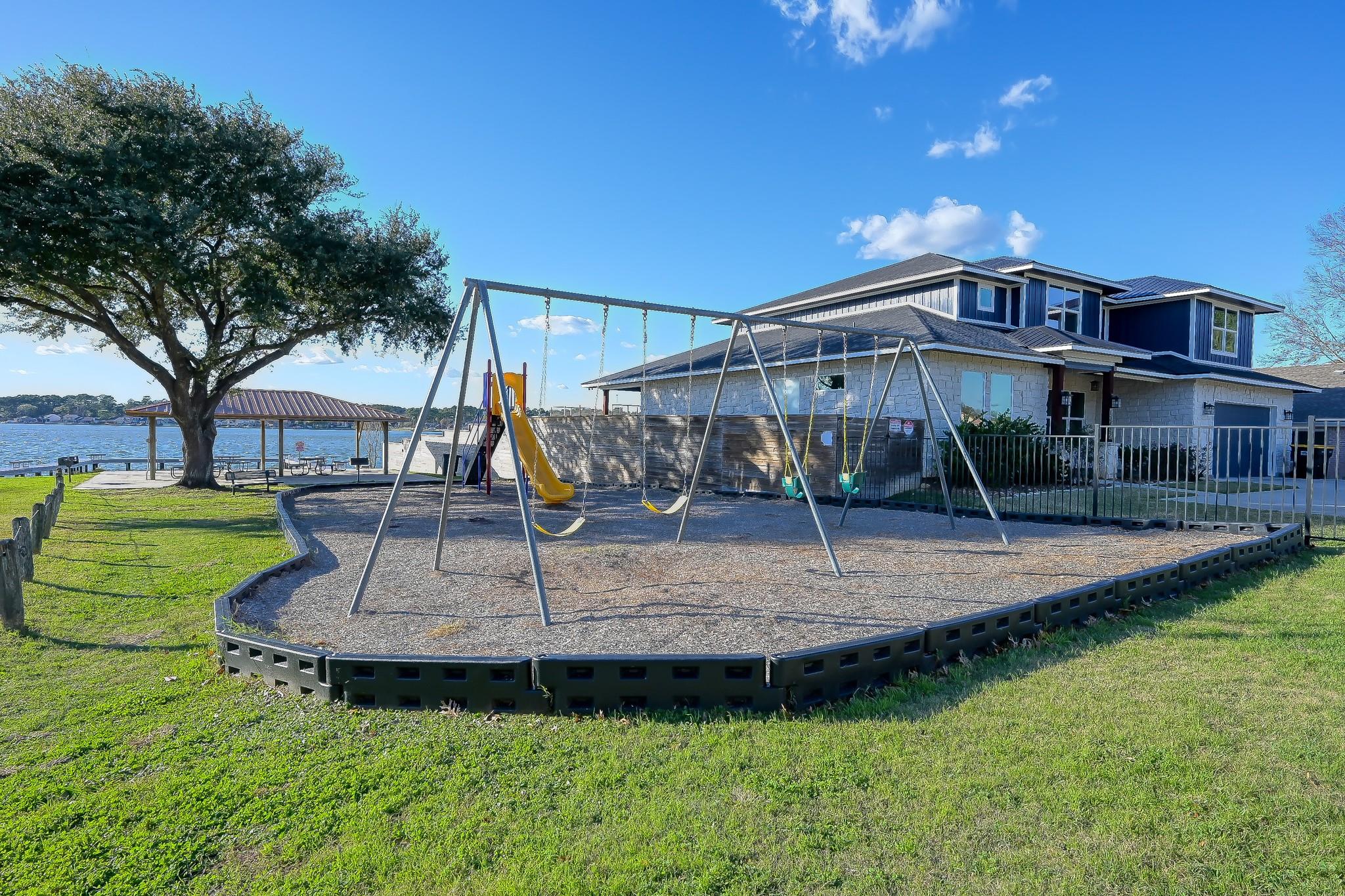 13314 Hilltop Circle