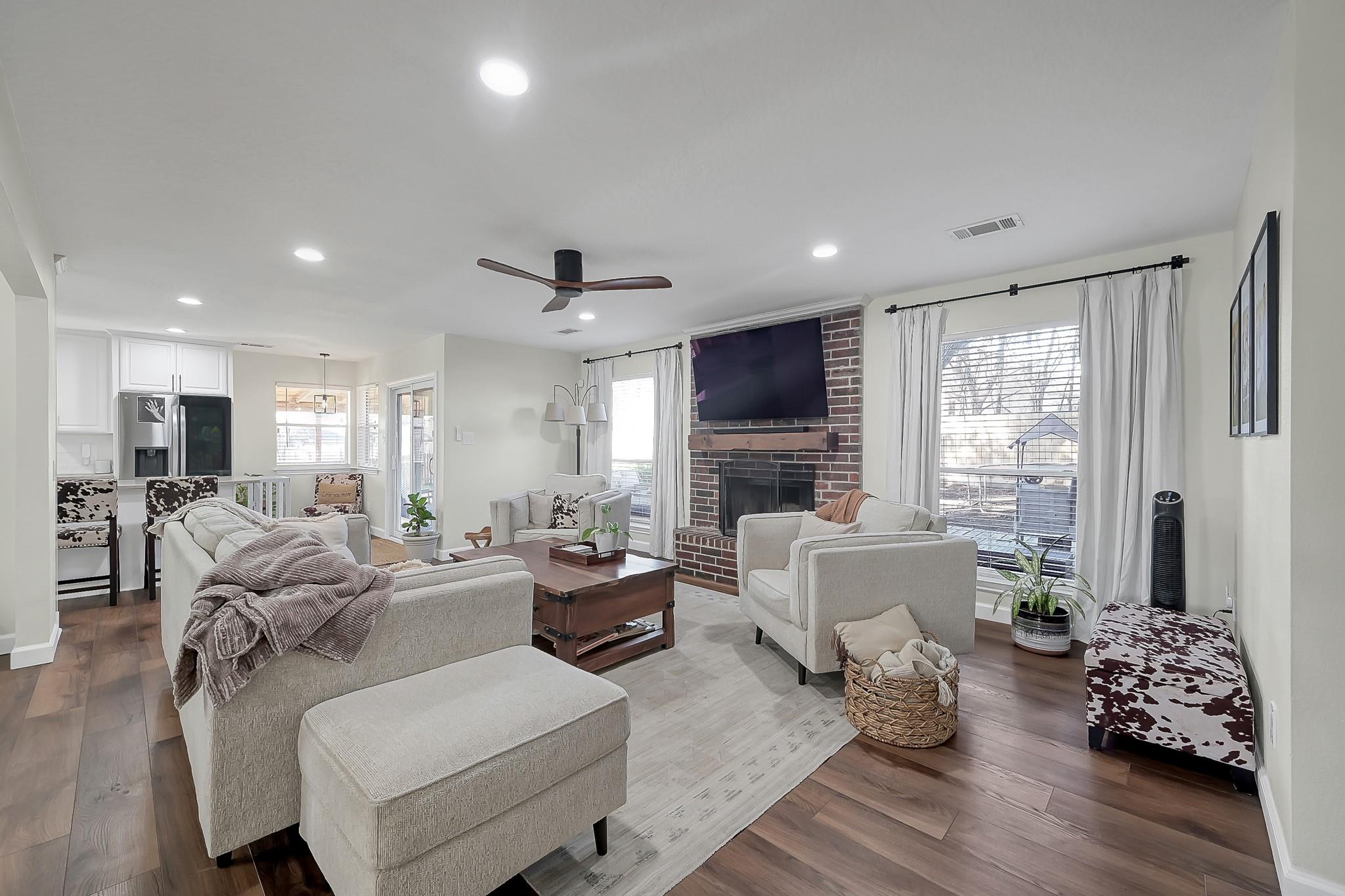 13314 Hilltop Circle