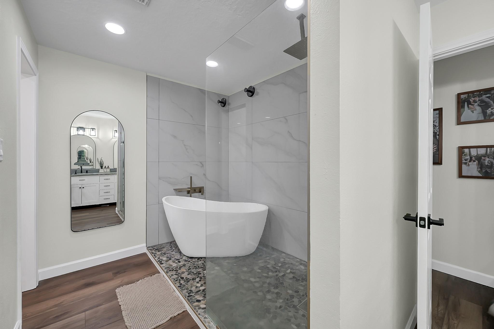 13314 Hilltop Circle