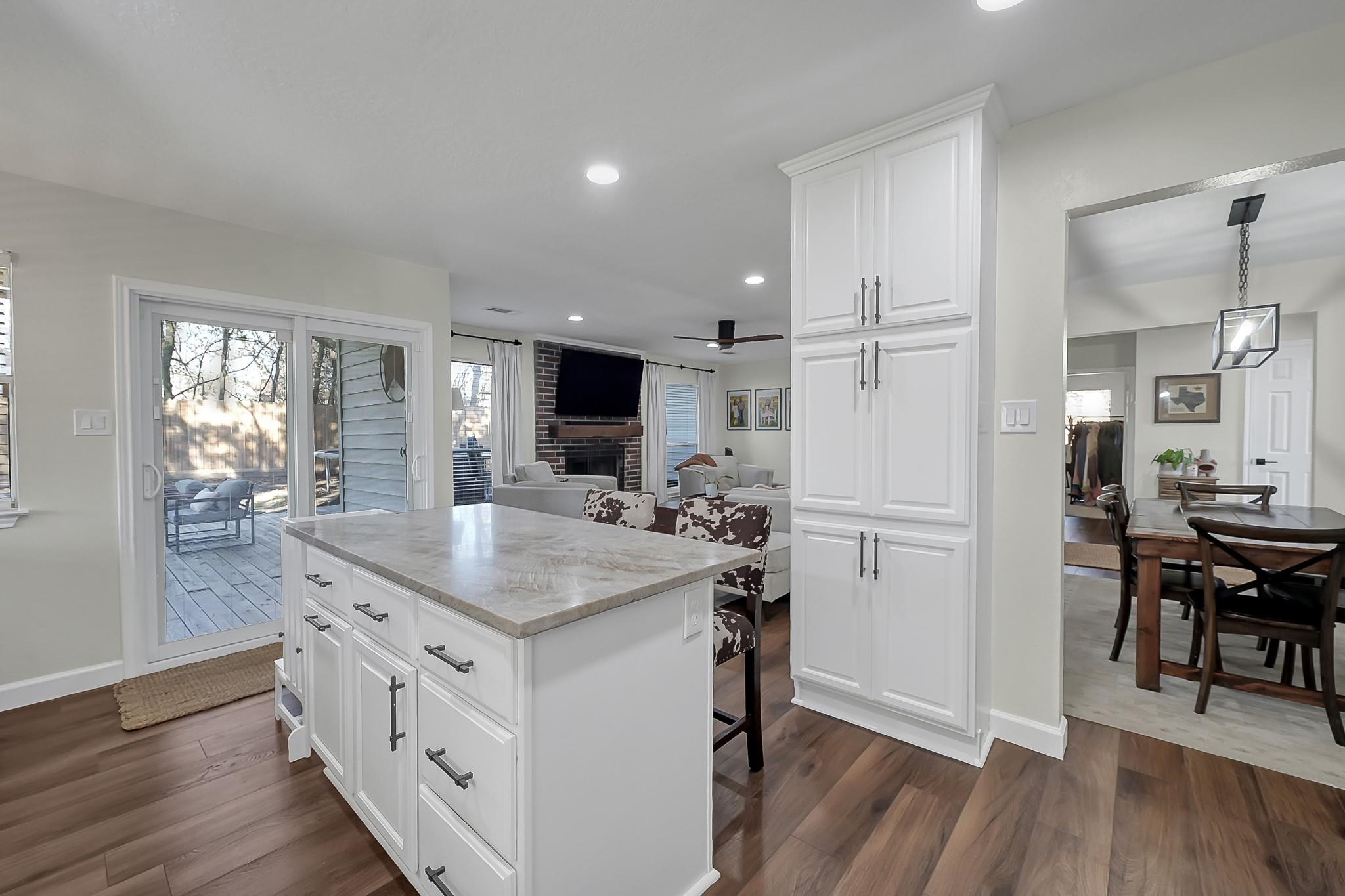 13314 Hilltop Circle