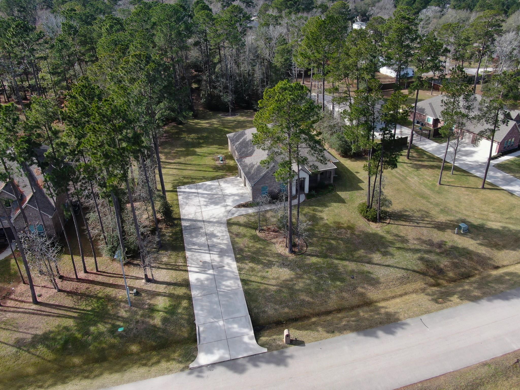 17585 Country Meadow