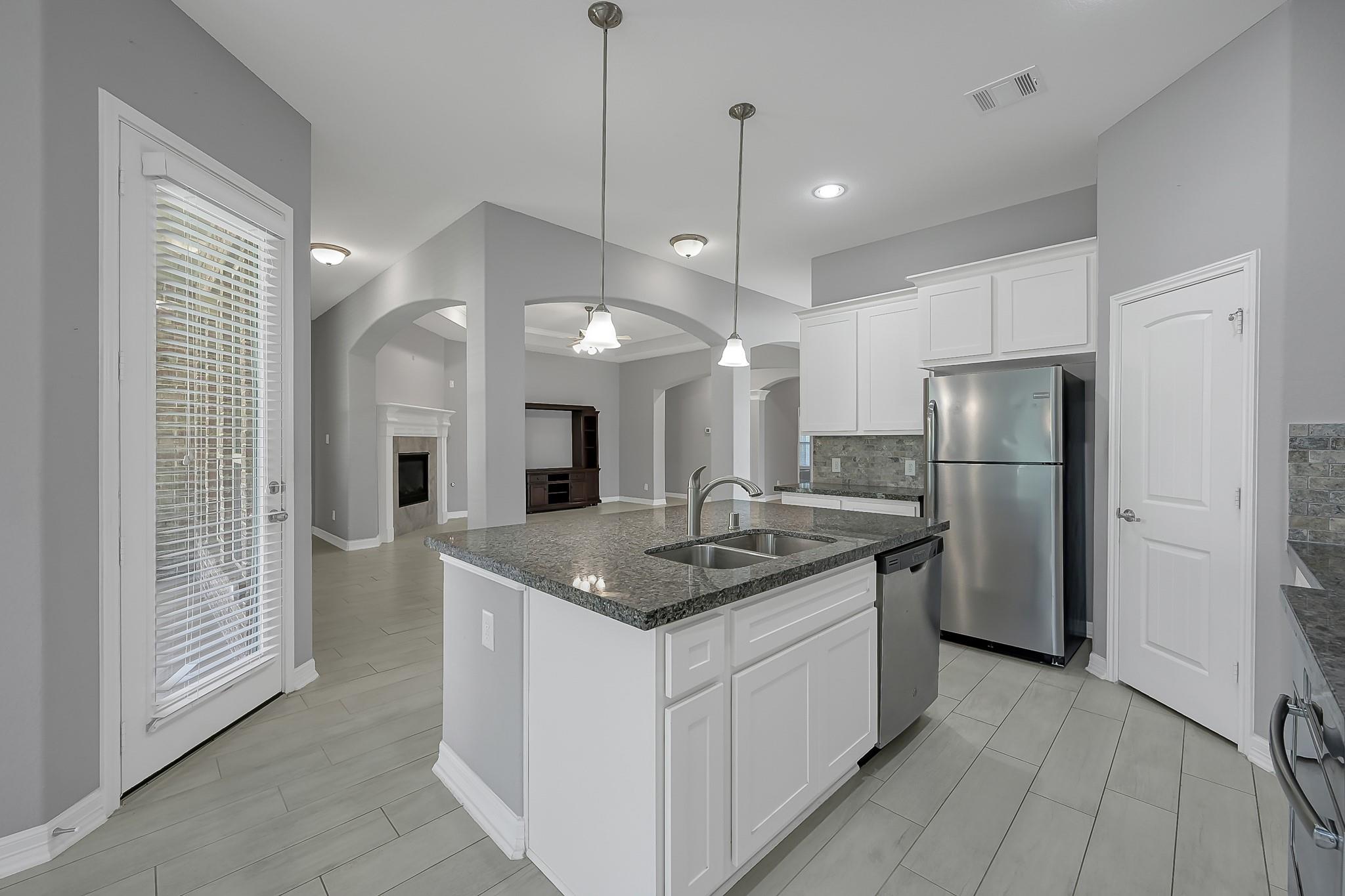 17585 Country Meadow