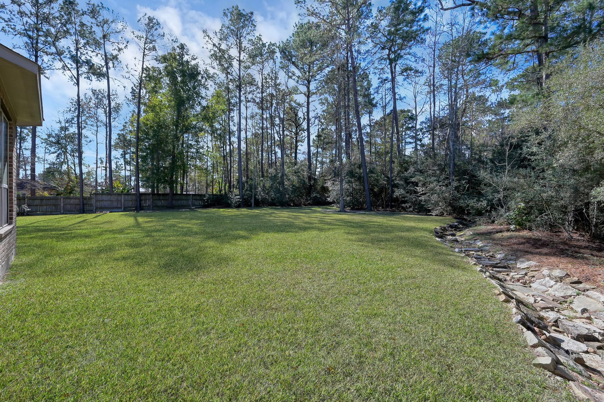 17585 Country Meadow