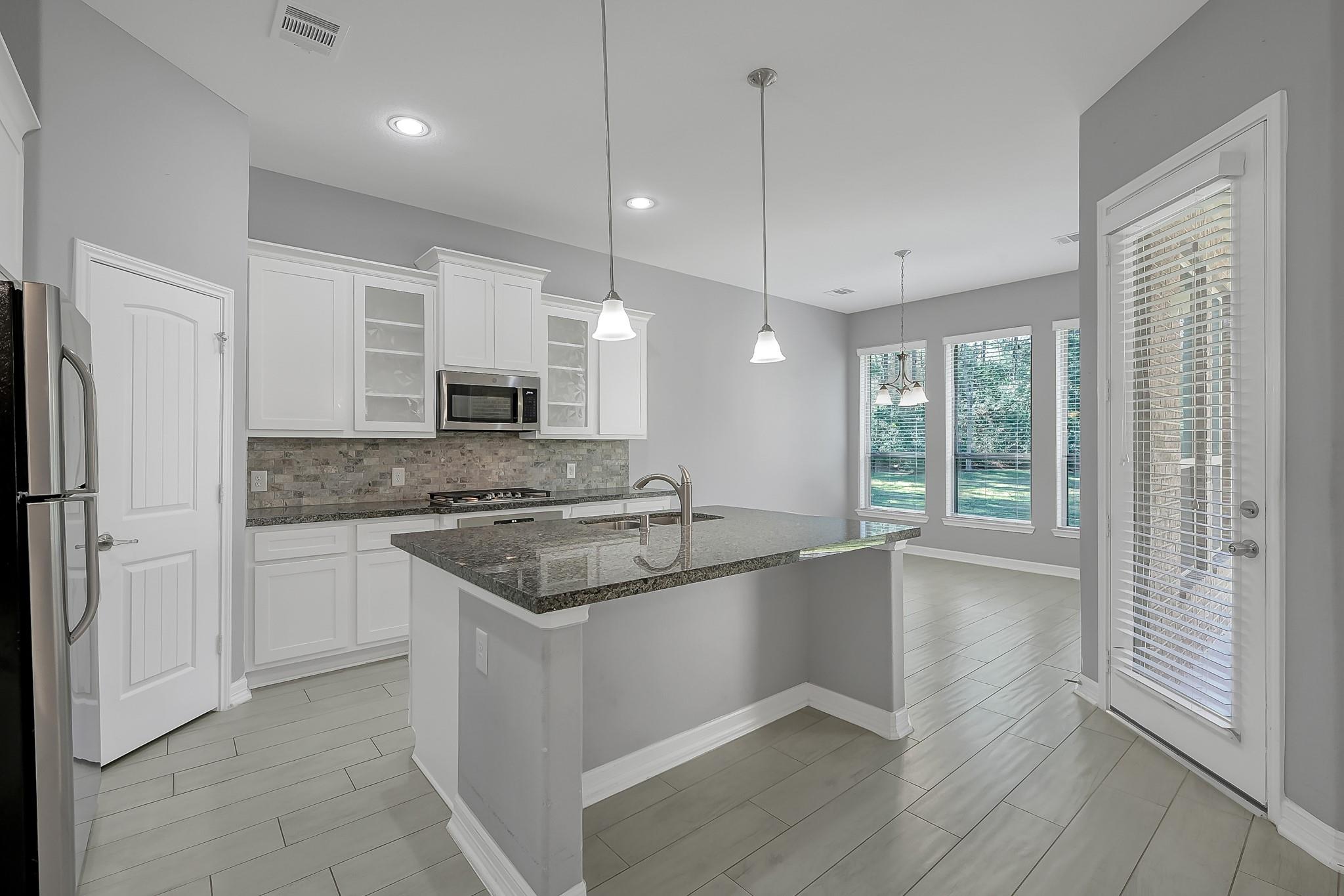 17585 Country Meadow