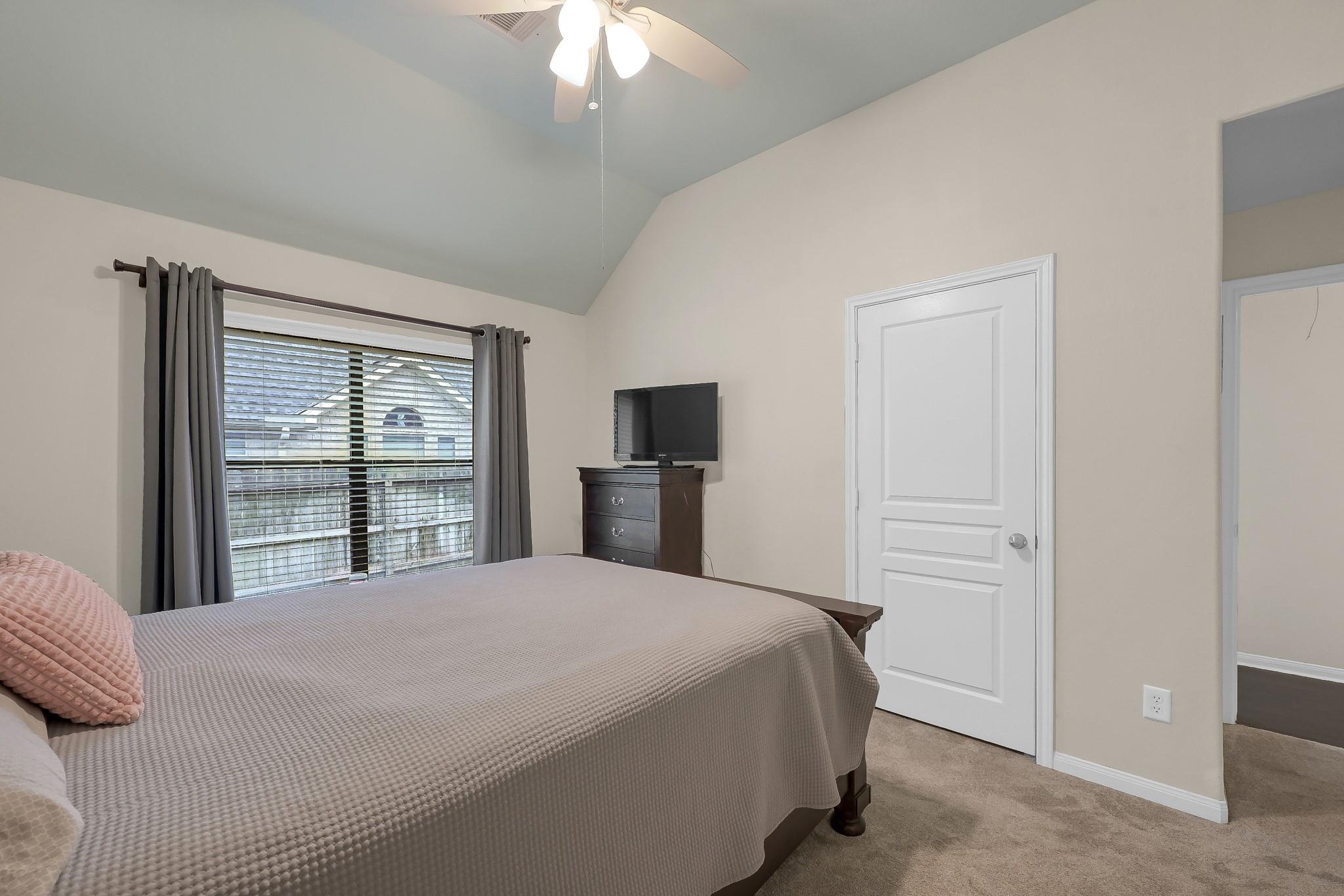 3322 Hemingway Drive